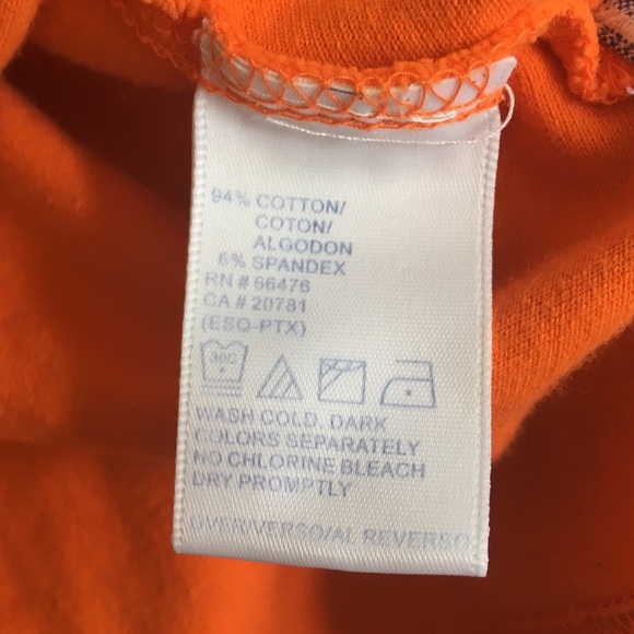 Sale 5 gor $25 Tommy Hilfiger Top - Picture 5 of 5